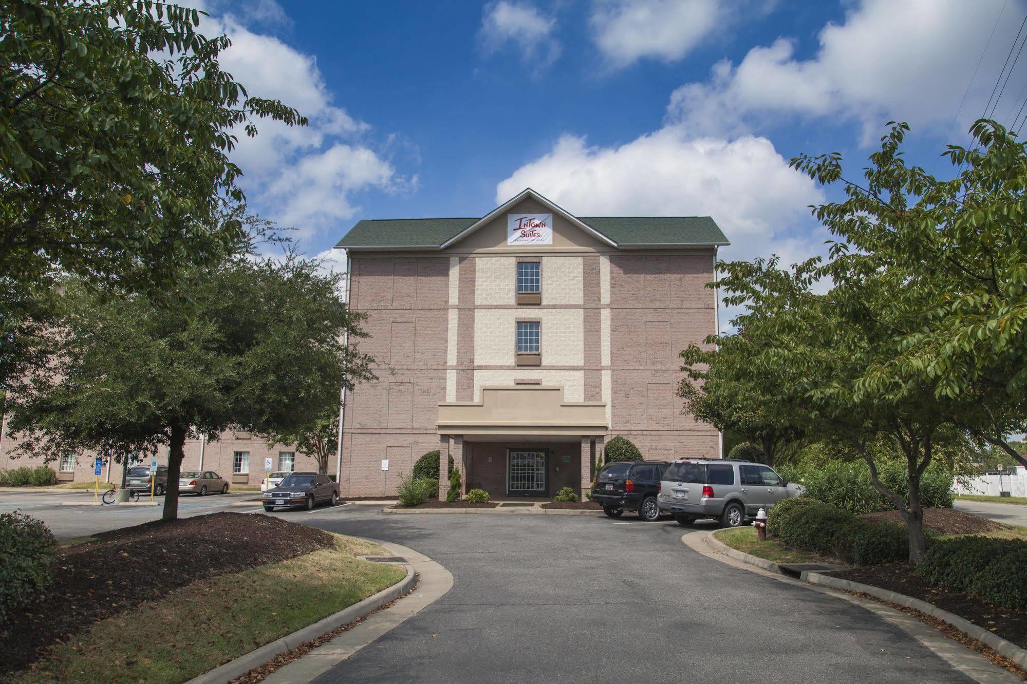 Intown Suites Extended Stay Select Hampton Va Exteriér fotografie